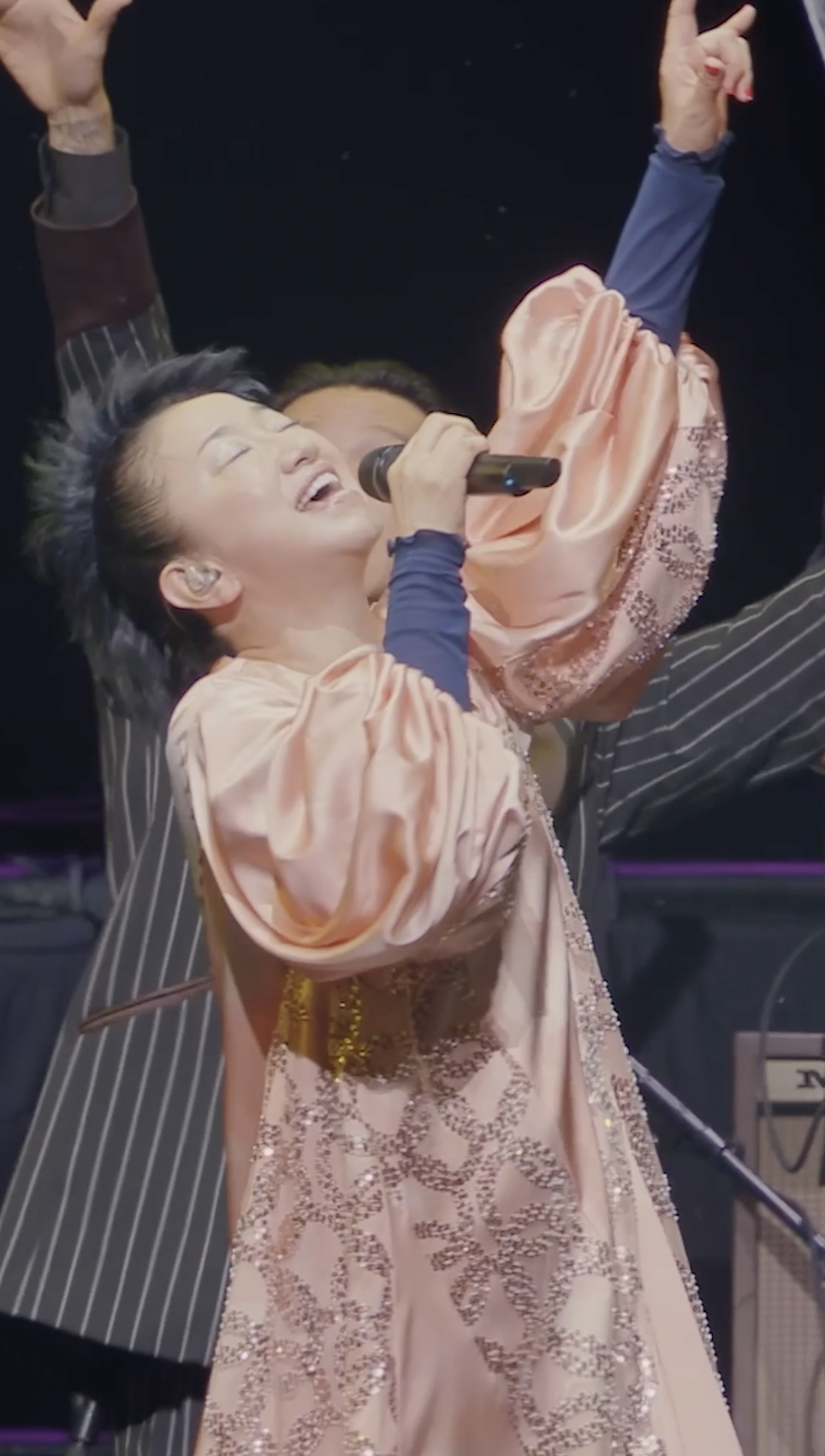 ♪DREAMS COME TRUE/5つの歌詩　☆新品未開封 Amazon.co.jp: 5つの歌詩（うた） : 岡田 惠和, 渡邉 真子