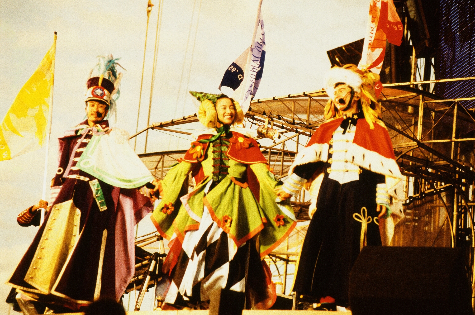 ♪DREAMS COME TRUE/史上最強の移動遊園地 DREAMS COME 31998-1530-